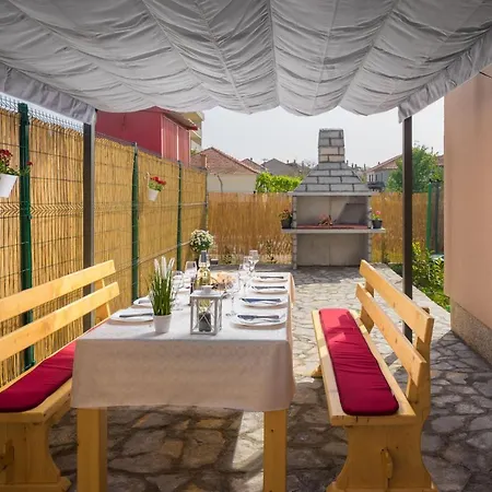 Dom wakacyjny House Pool Trogir Trogir